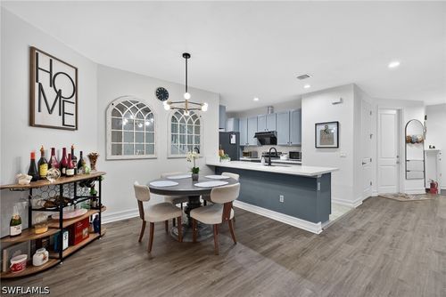 7845 Bristol Cir, NAPLES, FL, 34120-0708 | Card Image