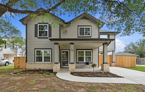 201 Tobin Dr, Buda, TX, 78610-3746 | Card Image