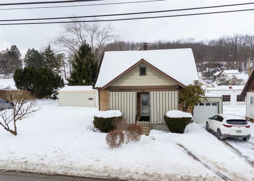 1738 Hancock Ave, Washington Twp, PA, 15613 | Card Image