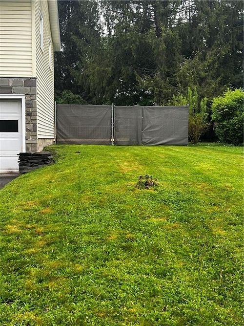 12 Hillview Dr, Norwich, NY, 13815-1007 | Card Image