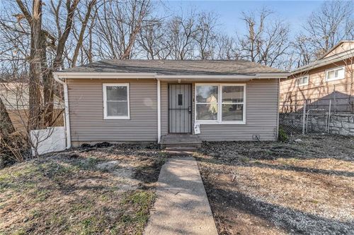 3610 Norton Avenue, KANSAS CITY, MO, 64128 | Card Image