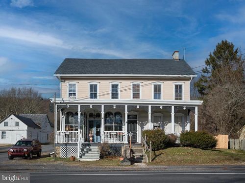 3201 Route 212, Hellertown, PA, 18055-9658 | Card Image