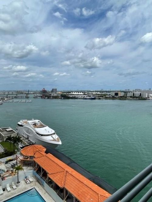 1510-335 S Biscayne Blvd, Miami, FL, 33131-2320 | Card Image