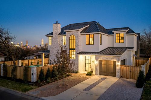 2105 Ann Arbor Ave, Austin, TX, 78704-3917 | Card Image