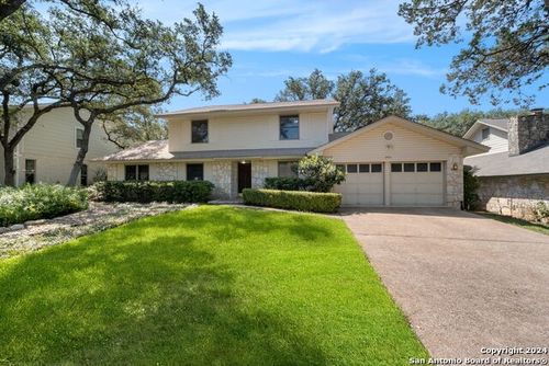 2926 Meadow Thrush Street, San Antonio, TX, 78231 | Card Image