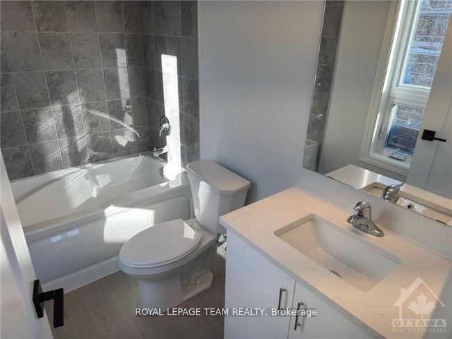 420 - 1350 Hemlock Rd, Condo with 2 bedrooms, 2 bathrooms and null parking in Ottawa ON | Image 6
