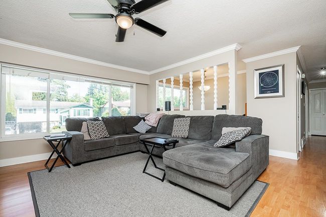 12155 Gee Street, House other with 4 bedrooms, 2 bathrooms and 2 parking in Maple Ridge BC | Image 12