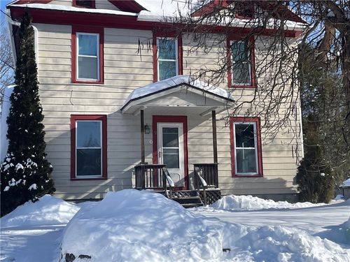 7 Wells Ave, Oneonta, NY, 13820-2722 | Card Image