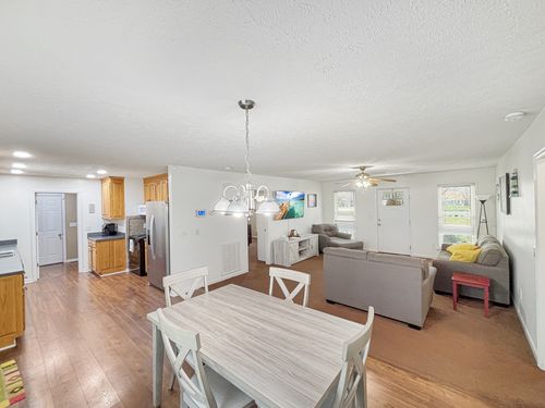 14 Long Meadow Dr, Fayetteville, TN, 37334-8068 | Card Image