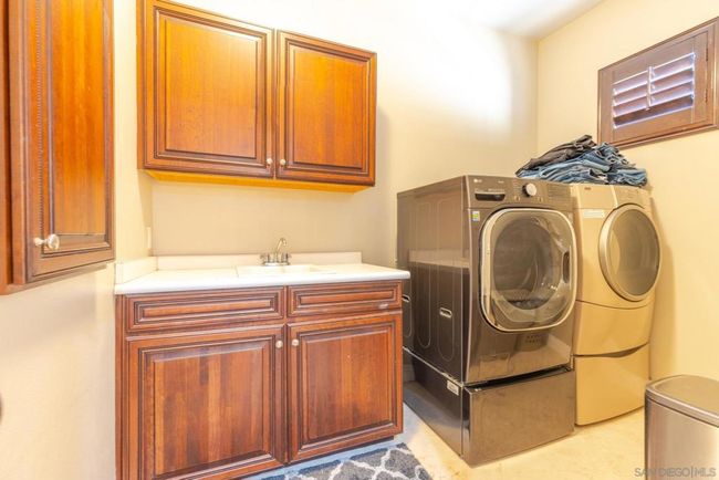2925 Sandalwood Ct, House other with 4 bedrooms, 4 bathrooms and 6 parking in El Centro CA | Image 33