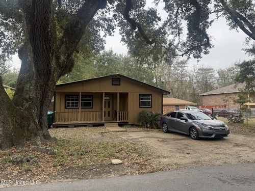 1517 43rd Ave, Gulfport, MS, 39501-3706 | Card Image