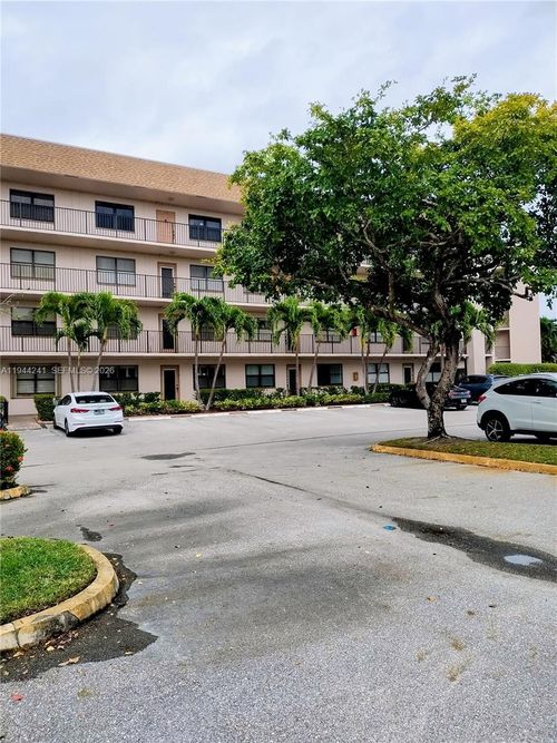 apt-406-2981 N Nob Hill Rd, Sunrise, FL, 33322-5892 | Card Image