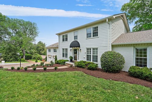 101 Oakmont Dr, Franklin, TN, 37069-7008 | Card Image