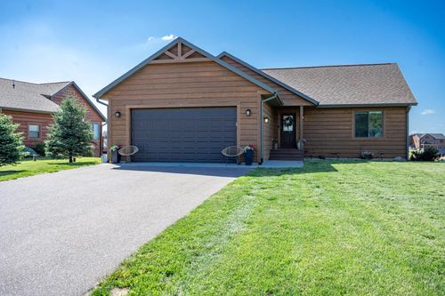 W5891 Beach Cottage Dr, New Lisbon, WI, 53950-9554 | Card Image