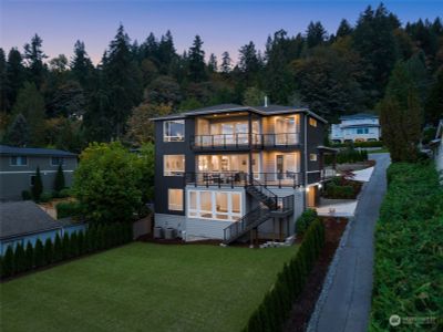 236 W Lake Sammamish Parkway Se, House other with 6 bedrooms, 3 bathrooms and 4 parking in Bellevue WA | Image 1