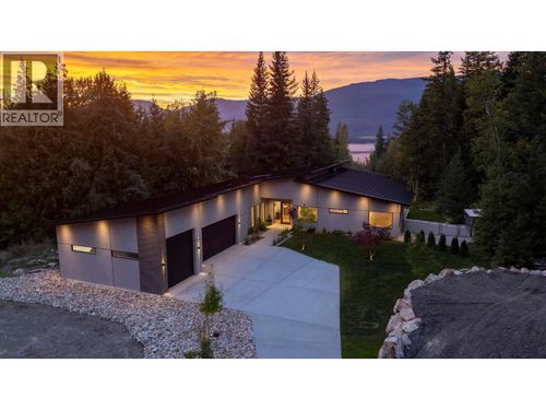 5147 Sunset Dr, Eagle Bay, BC, V0E1T0 | Card Image