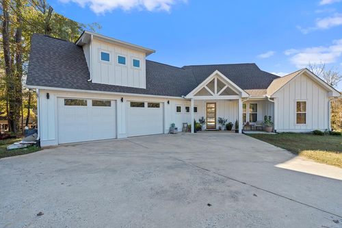 131 Cords Bridge Rd Ne, Milledgeville, GA, 31061-9052 | Card Image