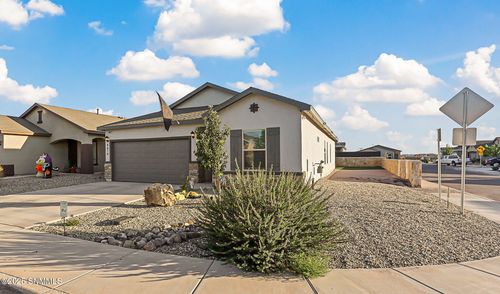 4614 Valentina Rd, Las Cruces, NM, 88012-0855 | Card Image