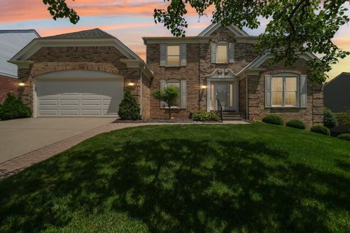 1678 Hillcrest Dr, Rochester Hills, MI, 48306-3138 | Card Image