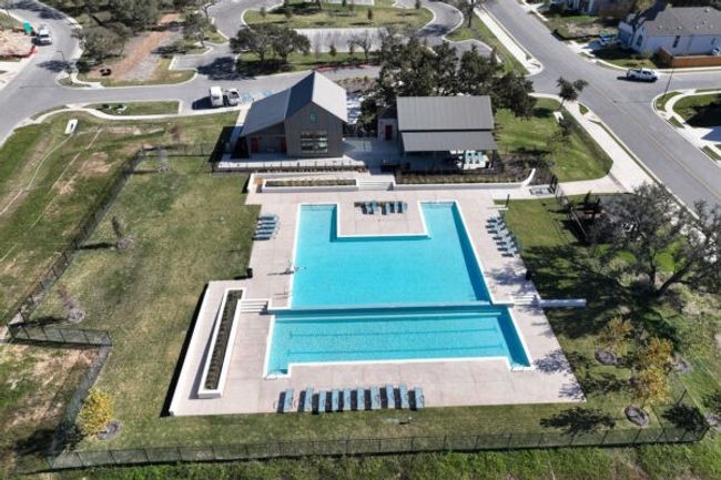 6 Creeks Community Pool | Image 30