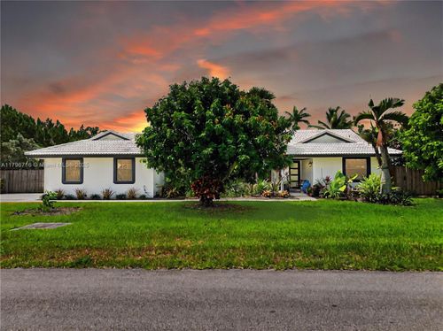 18830 Sw 294th Ter, Homestead, FL, 33030-2304 | Card Image