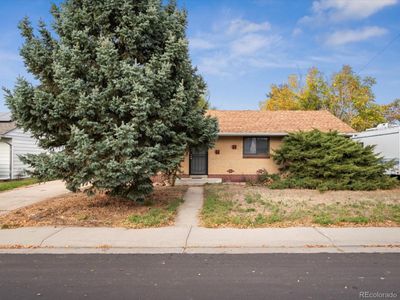 5461 E 67th Pl, House other with 3 bedrooms, 1 bathrooms and null parking in Commerce City CO | Image 1