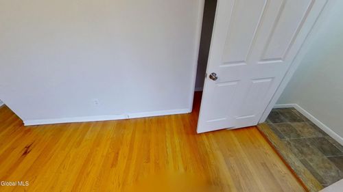 5-420 Delaware Ave, Albany, NY, 12209-1539 | Card Image