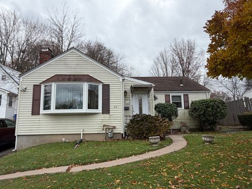 69 Saint Augustine St, West Hartford, CT, 06110-1158 | Card Image