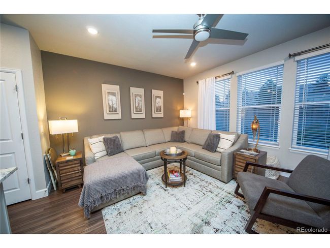 359 Courtfield Way, Townhouse with 3 bedrooms, 3 bathrooms and null parking in Castle Pines CO | Image 4