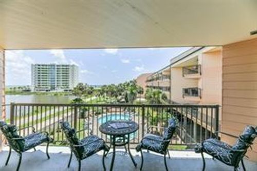 252-9520 Seawall Blvd, Galveston, TX, 77554-5104 | Card Image