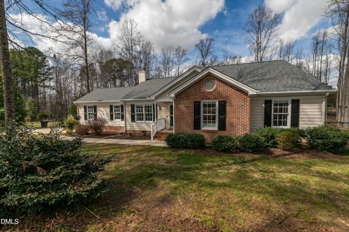 1012 Sawyer Creek Dr, Zebulon, NC, 27597-6876 | Card Image