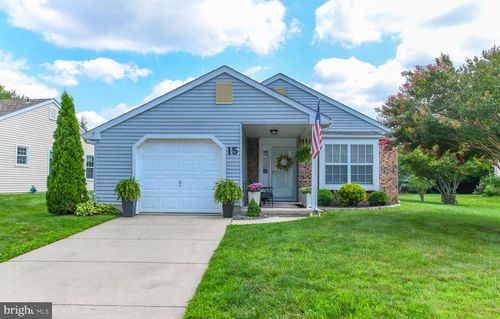 15 Blanchard Dr, WOODBURY, NJ, 08096-6728 | Card Image