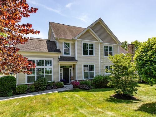33-33 Ridgewood Dr, Middlebury, CT, 06762-2940 | Card Image