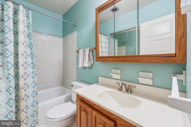290 - 290 Old Forge Xing, Condo with 2 bedrooms, 2 bathrooms and null parking in DEVON PA | Image 23