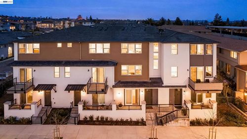 405 405 Industrial Parkway, Hayward, CA, 94544 | Card Image