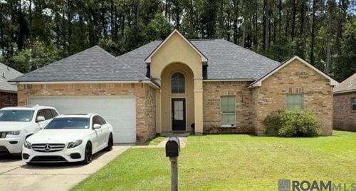 25960 Bronzewood St, Denham Springs, LA, 70726-6591 | Card Image