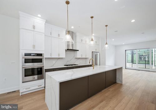 8612 Erdem Pl, Chevy Chase, MD, 20815 | Card Image