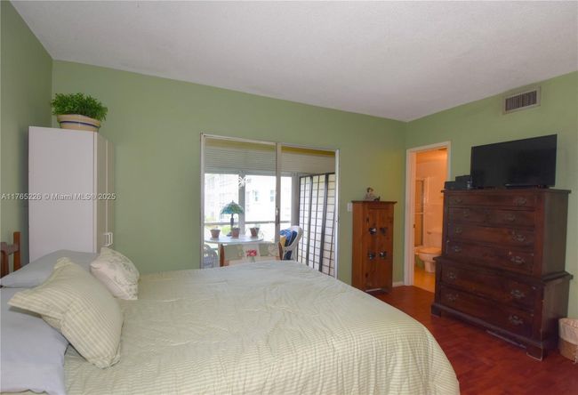 APT-260 - 1951 Ne 39 Th St, Condo with 1 bedrooms, 2 bathrooms and null parking in Lighthouse Point FL | Image 12
