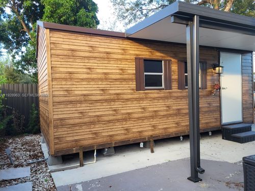 2137-2137 Nw 97th St, Miami, FL, 33147-2551 | Card Image