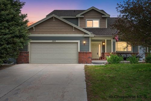 1513 Sunny Hill Dr, Cheyenne, WY, 82001-6883 | Card Image