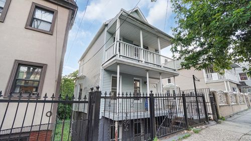 1513 Rosedale Ave, Bronx, NY, 10460-3209 | Card Image