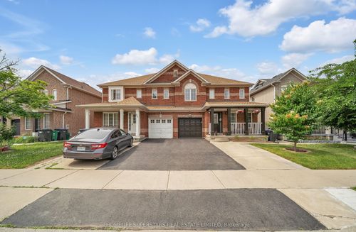 82 Jewel Cres, Brampton, ON, L6R2P4 | Card Image