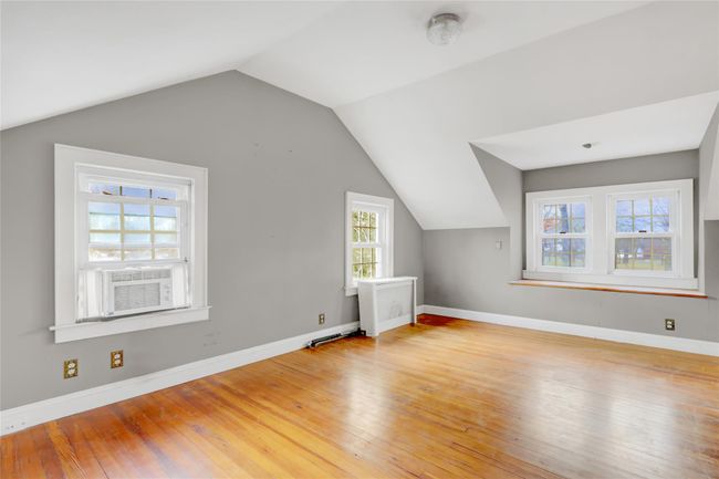 526 N Windsor Ave, House other with 4 bedrooms, 2 bathrooms and null parking in Brightwaters NY | Image 16