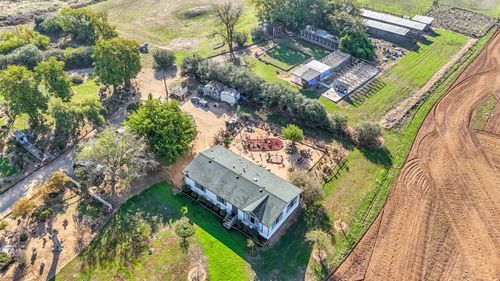 25750 Avenue 20 1/2, Madera, CA, 93638-9640 | Card Image