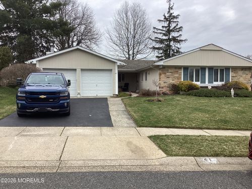 41 Faith Ln, Aberdeen, NJ, 07747-2141 | Card Image