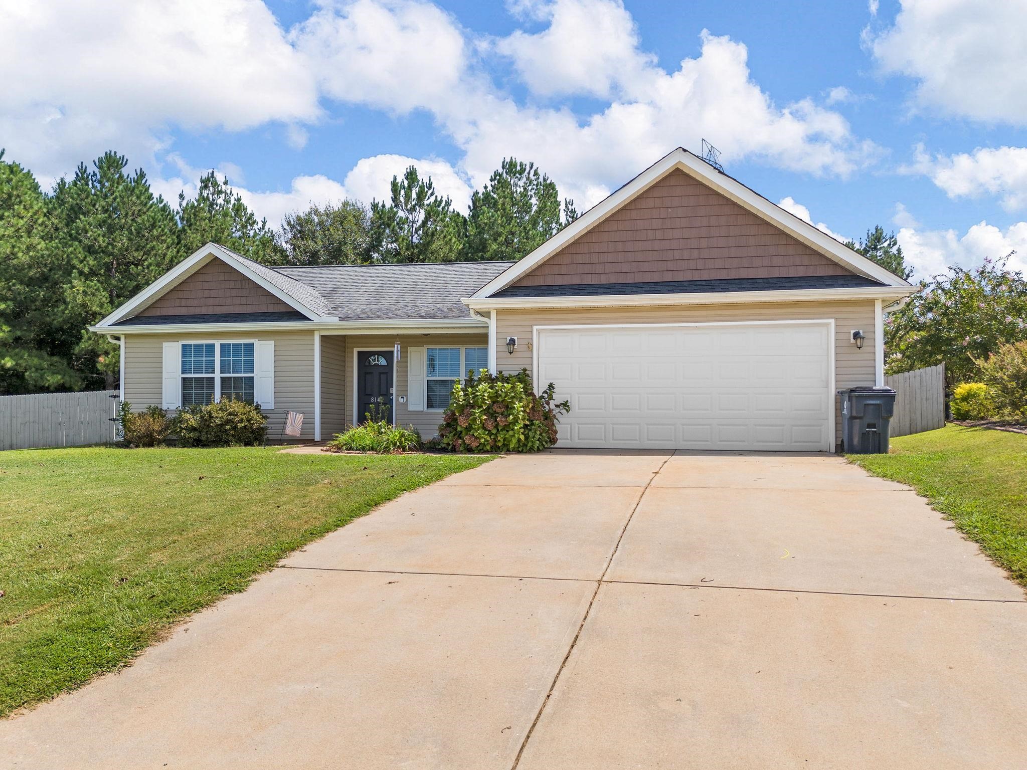 Efren Pt, Lyman, SC 29365