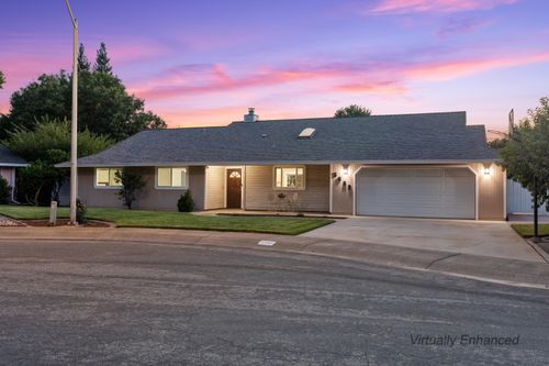5882 Farm House Ln, Redding, CA, 96001-4659 | Card Image