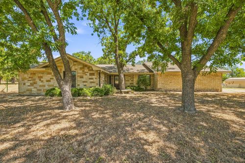 907 County Road 484, Stephenville, TX, 76401 | Card Image