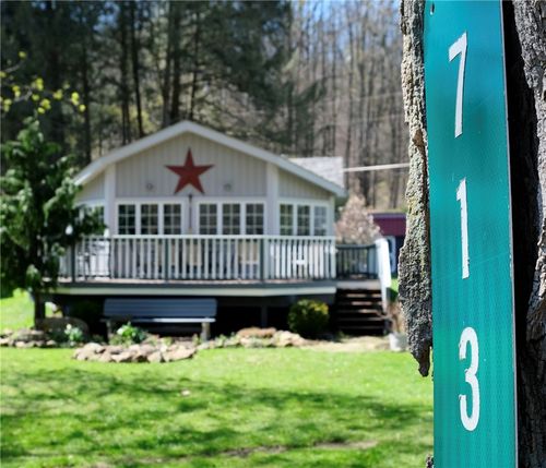 713 Hillville Rd, Karns City, PA, 16041-3303 | Card Image