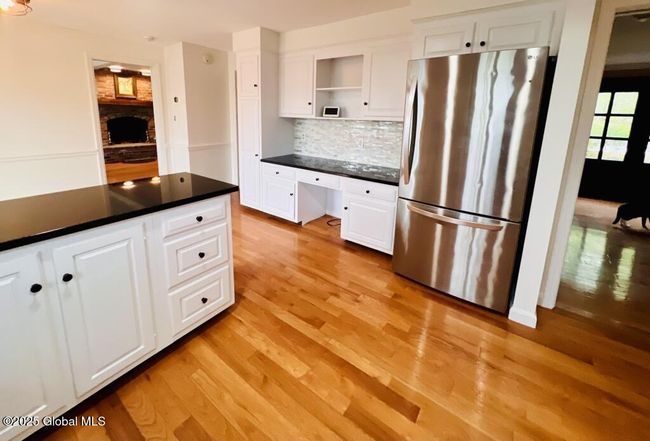 23 Grandview Terrace, House other with 5 bedrooms, 3 bathrooms and 20 parking in Out-of State VT | Image 4